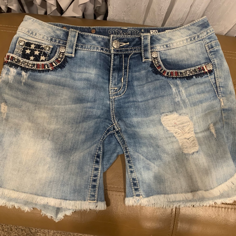 Miss me shorts size 29